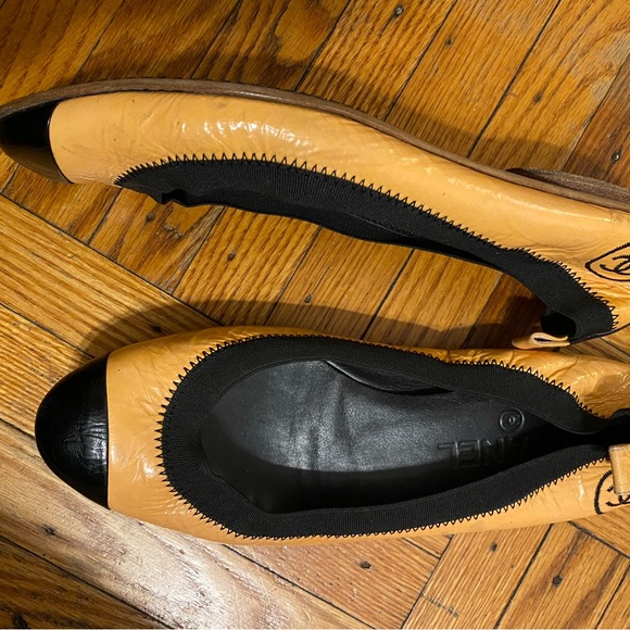 Chanel ballet flats! - Picture 3 of 10